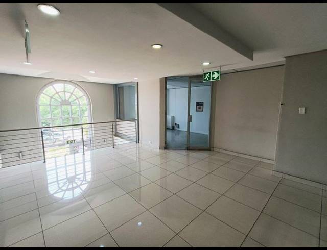 BUSINESS PROPERTY TO RENT IN BRYANSTON